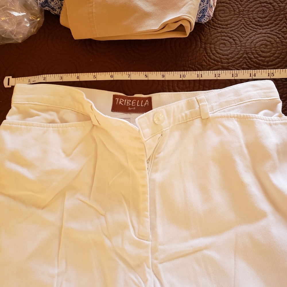 Capris - Picture 2 of 3